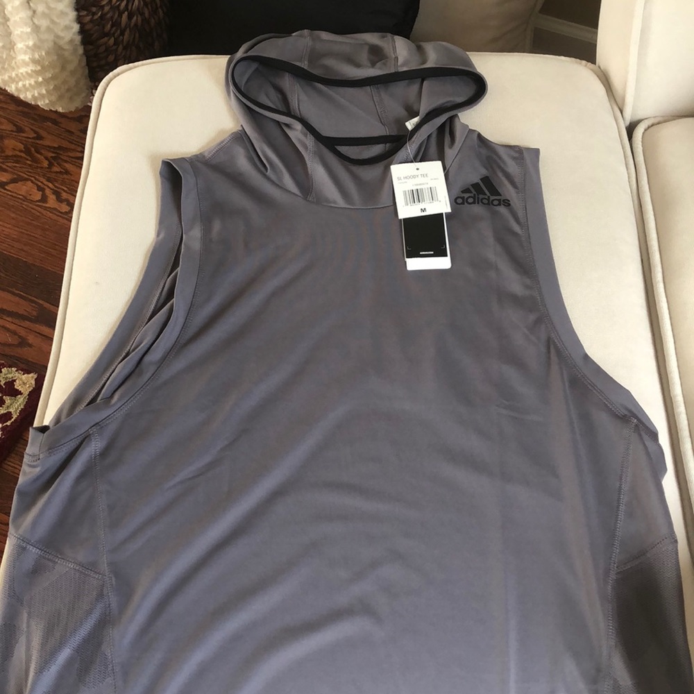 Men’s size medium hoody tank tee without